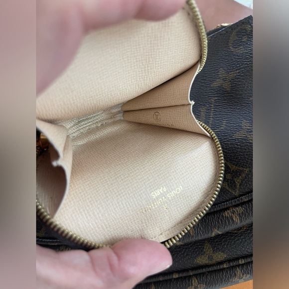 Authentic Louis Vuitton LV Multi Pochette Accessoires Crossbody - Picture 12 of 14